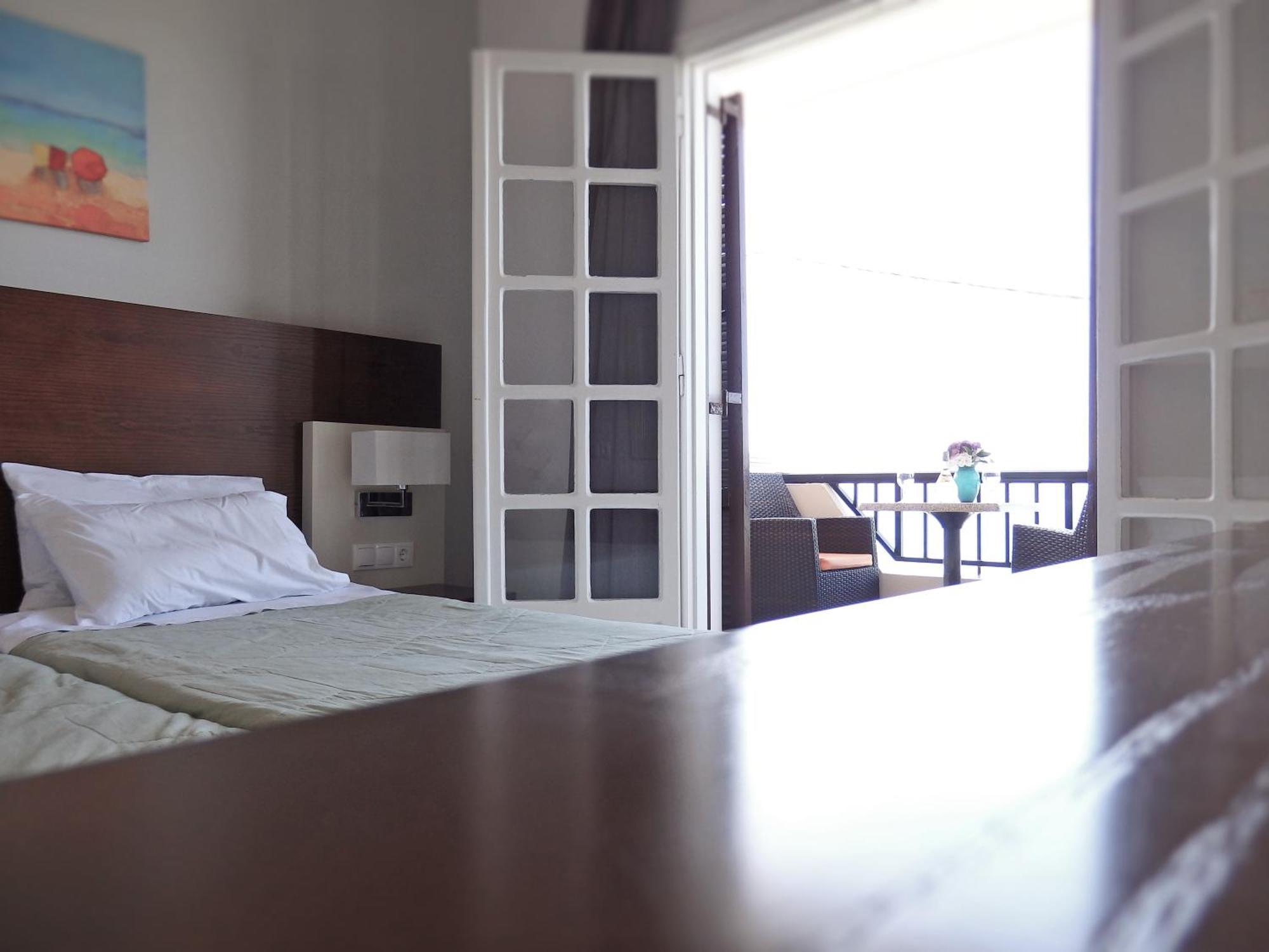Dandidis Seaside Pension Agios Gordios  Oda fotoğraf