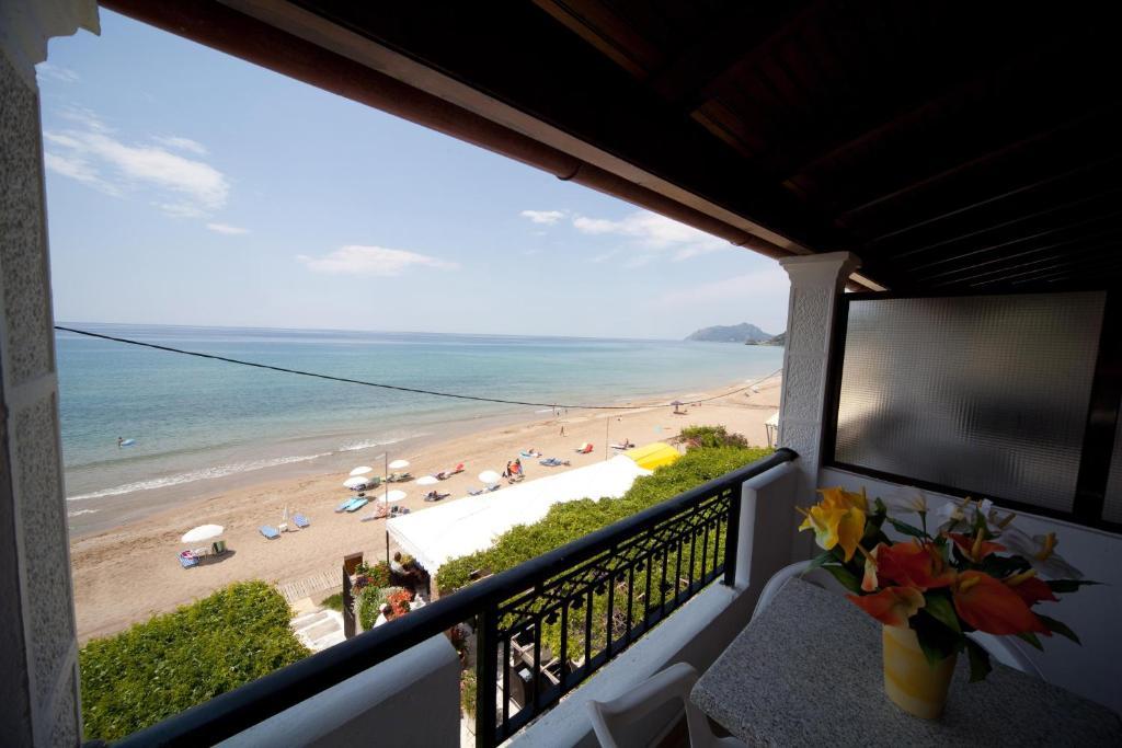 Dandidis Seaside Pension Agios Gordios  Dış mekan fotoğraf